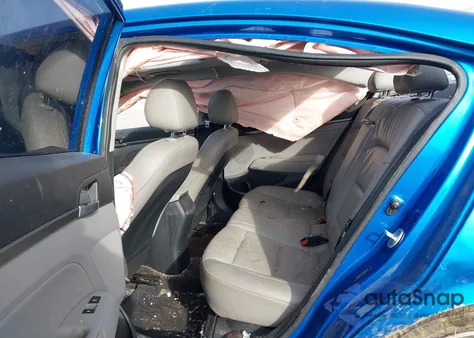 2017 Hyundai Elantra Limited z USA, uszkodzony, nr VIN 5NPD84LF1HH079419